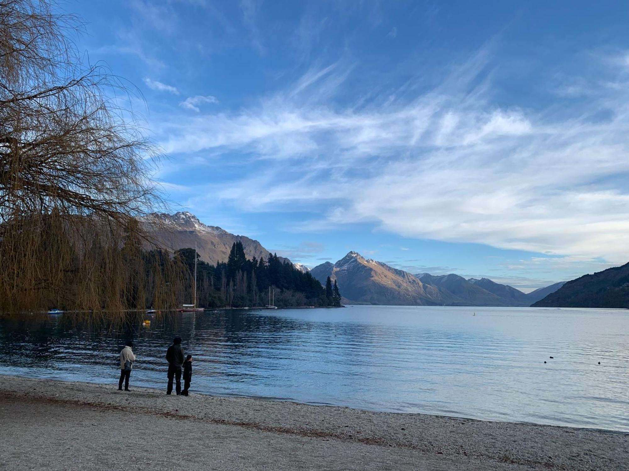 Wakatipu View Apartments Квинстаун Экстерьер фото